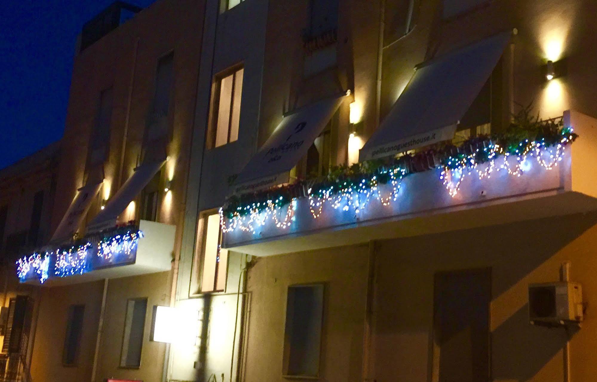 Couette-café Pellicano 2*